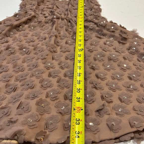 Dress the Population Textured Mini Dress - Picture 6 of 9